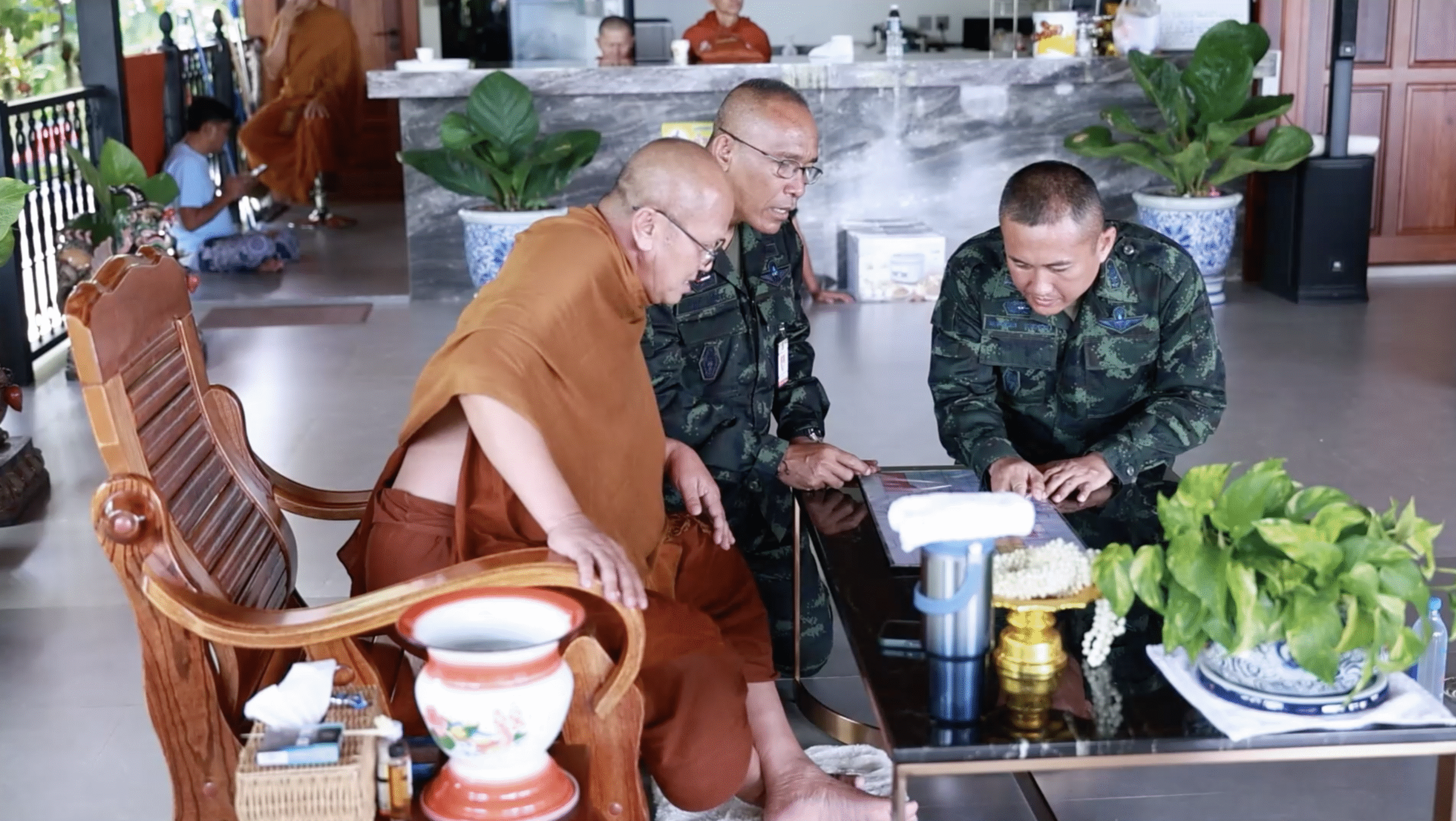 พระสิ้นคิด